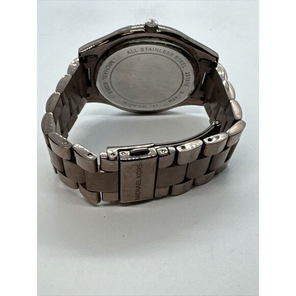 Michael Kors Slim Runway MK3418 Women\'s Stainless Steel Analog Dial Watch JNA426